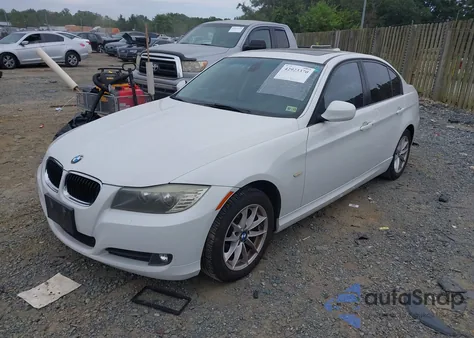 2010 BMW 328I z USA, uszkodzony, nr VIN WBAPH7G57ANM48447